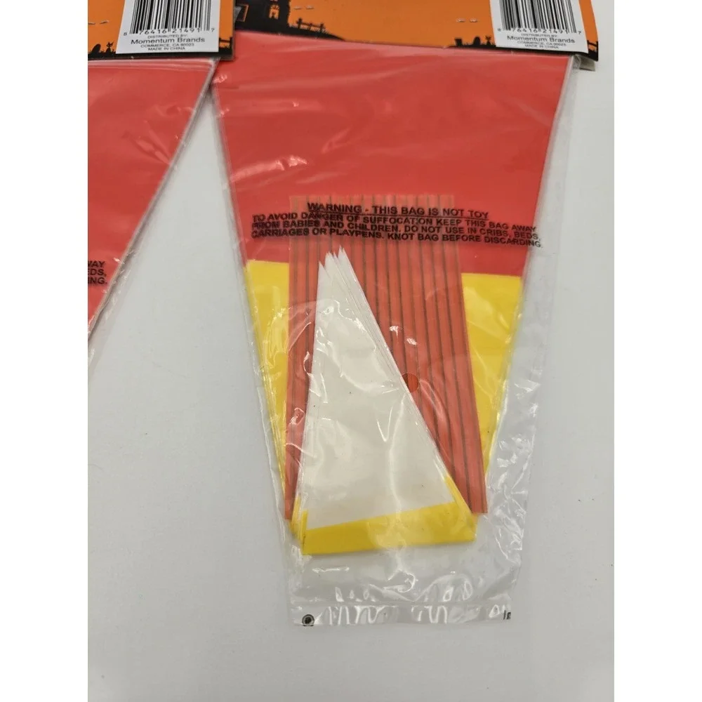 30 Halloween‎ Cellophane Treat Bags Candy Corn Cone Shape Cello Twist Tie